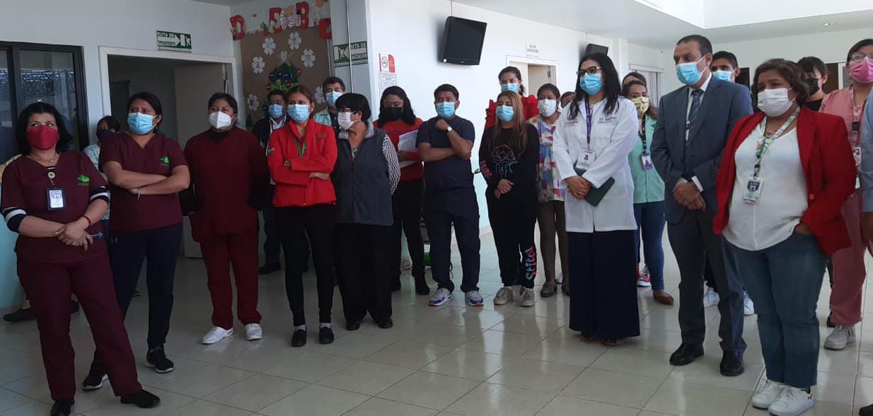Realiza SNTSA recorrido por Laboratorio Estatal de Salud Pública